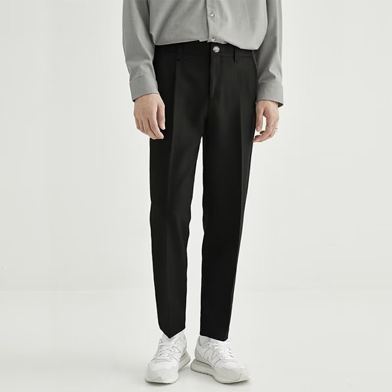 Men's Cropped High-Waisted Pleated Trousers